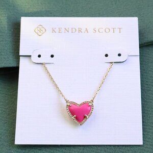 Kendra Scott Ari Heart Necklace Neon Pink Gold